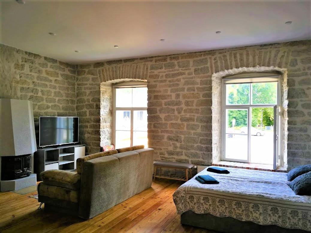 Perfect Stay In Old Town With Parking Tallinn Exterior photo